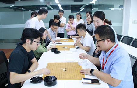 趣味運(yùn)動(dòng)會(huì)火熱進(jìn)行中